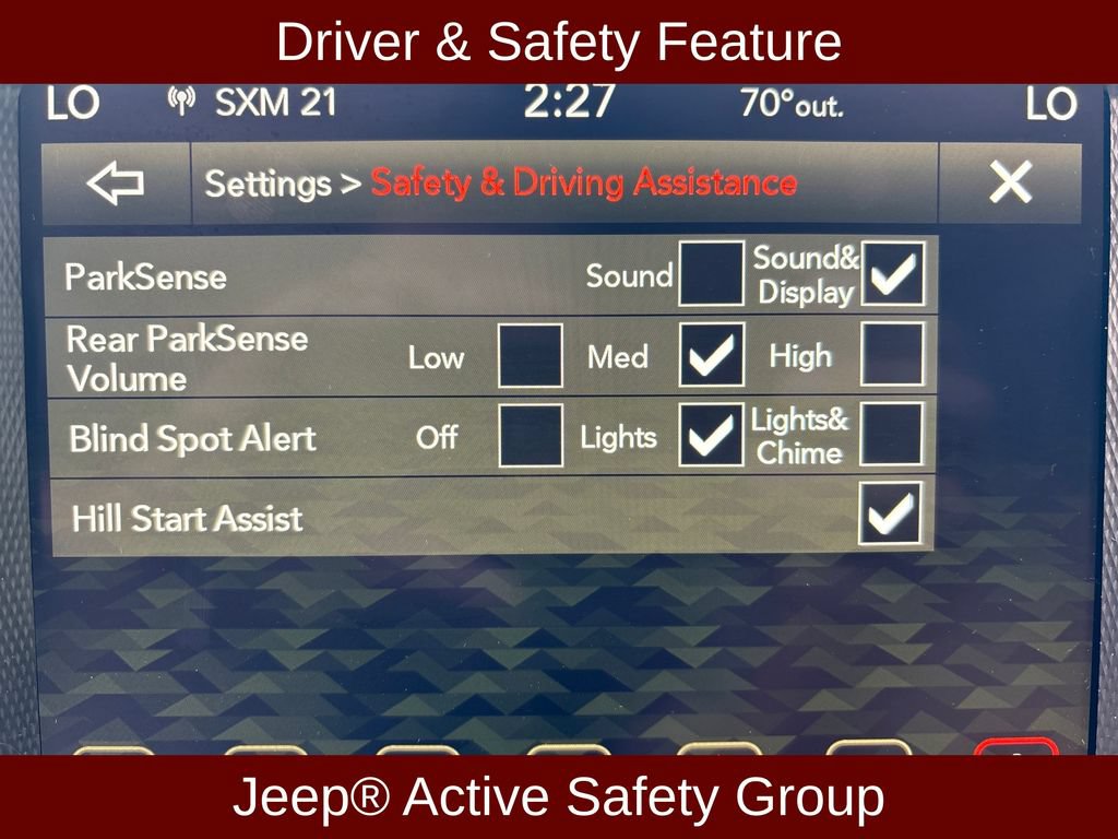 Used 2018 Jeep Wrangler Unlimited Sahara w/ Dual Top Group AWD/4WD image 6