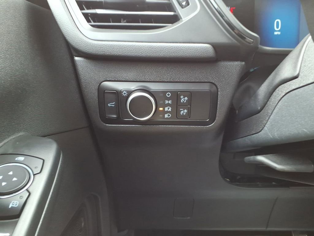 Certified 2024 Ford Escape ST-Line image 15