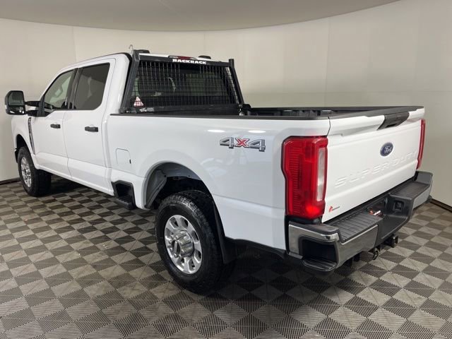 Certified 2024 Ford F250 XLT image 3