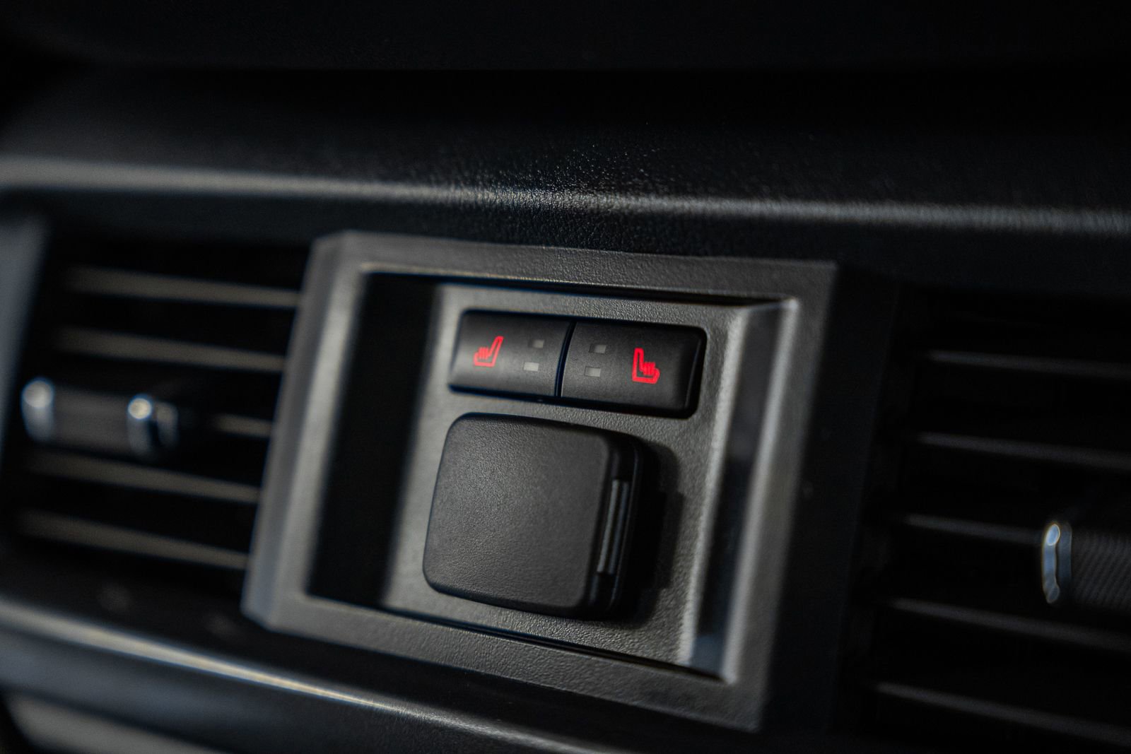 Certified 2023 Ford F150 Lariat w/ Equipment Group 502A High image 42