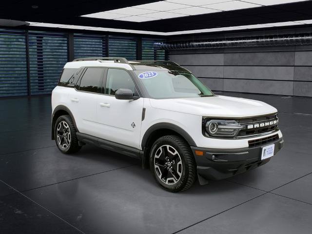 Certified 2023 Ford Bronco Sport Outer Banks w/ Tech Package AWD/4WD image 17