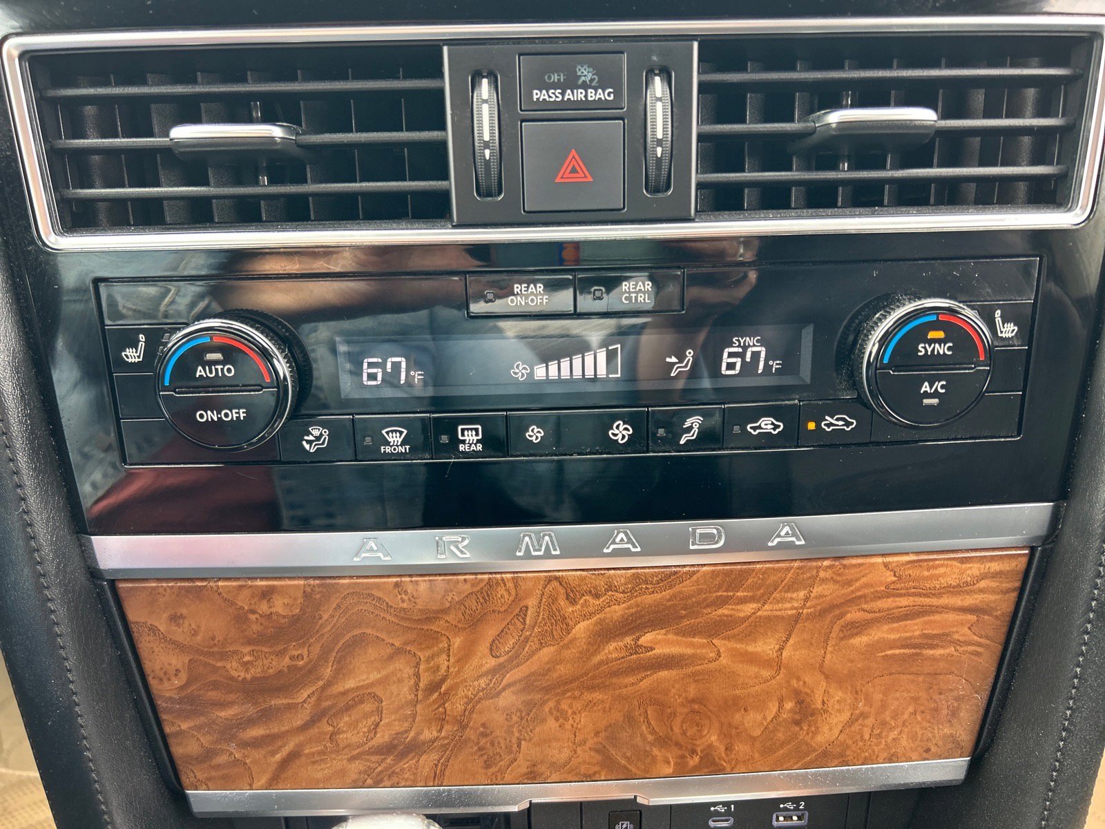 Used 2022 Nissan Armada SL image 33