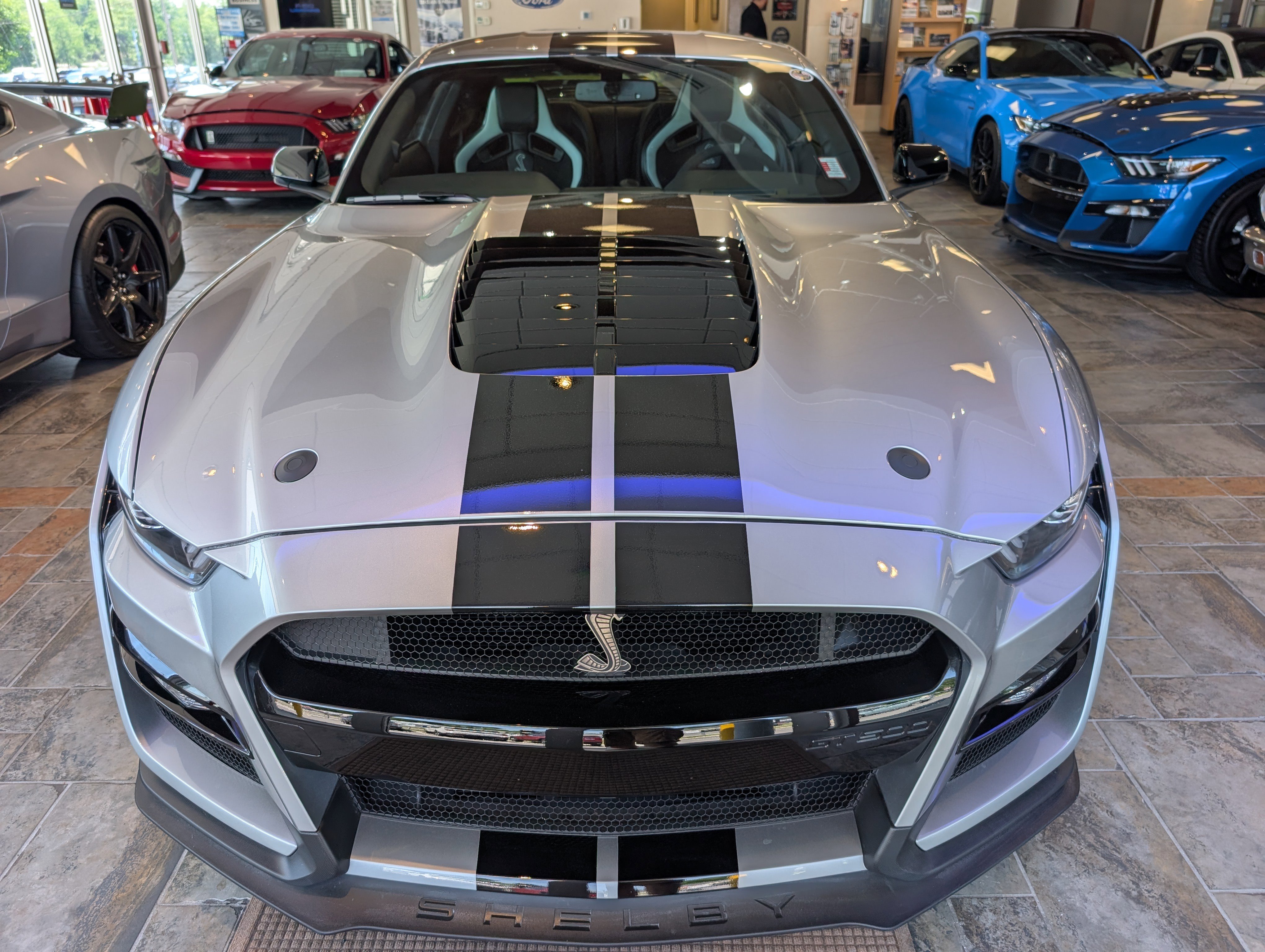Certified 2020 Ford Mustang Shelby GT500 w/ Technology Package RWD image 9