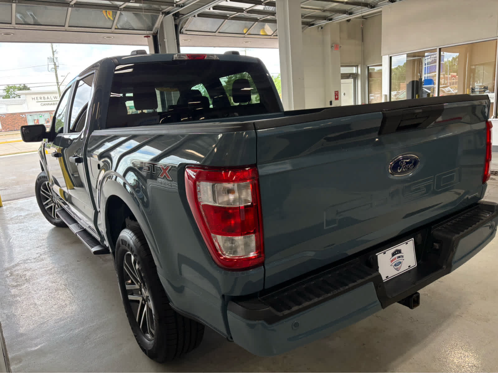Certified 2023 Ford F150 XL w/ STX Appearance Package AWD/4WD image 4