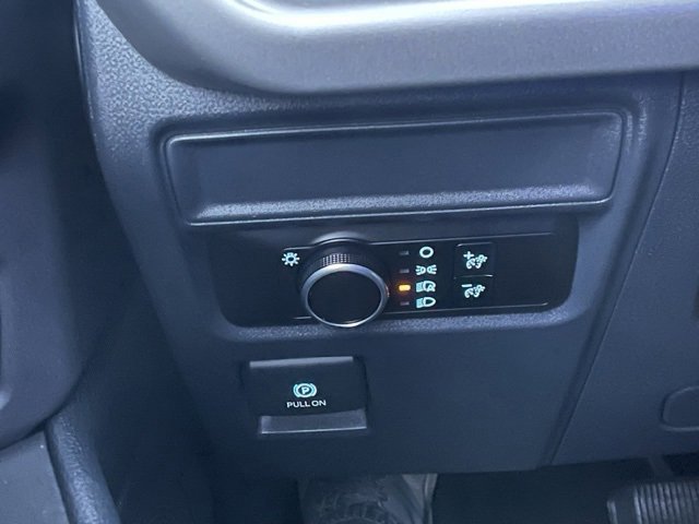 Certified 2024 Ford Expedition XLT image 21