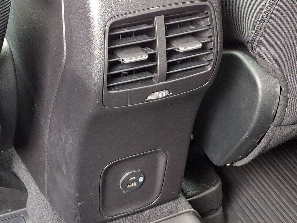 Certified 2022 Ford Escape SE w/ Cold Weather Package image 11