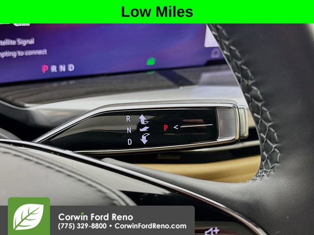 Used 2025 Cadillac Escalade IQ Luxury 2 image 17