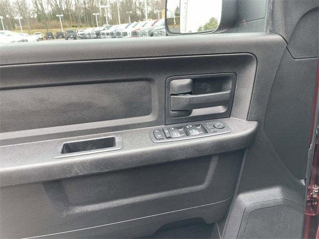 Used 2018 RAM 2500 Tradesman w/ Chrome Appearance Group image 13