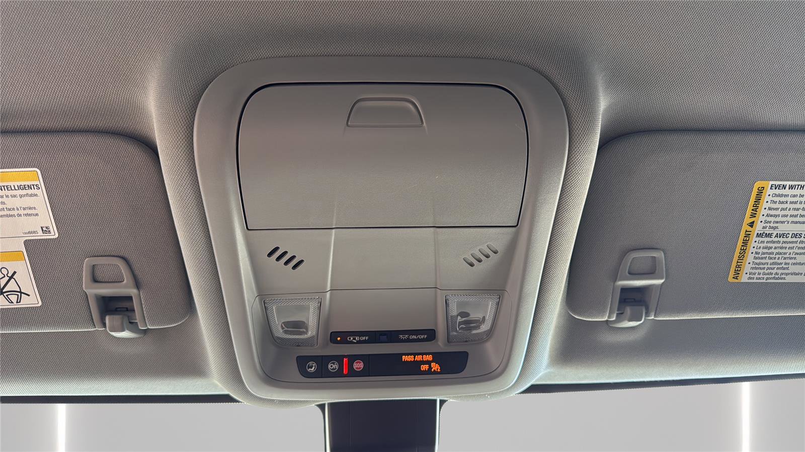 Used 2024 Chevrolet Equinox LT FWD image 25