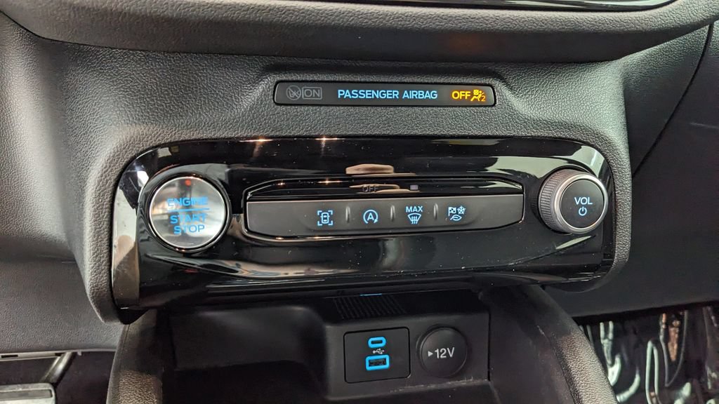 Certified 2023 Ford Escape ST-Line w/ Tech Pack #1 AWD/4WD image 28