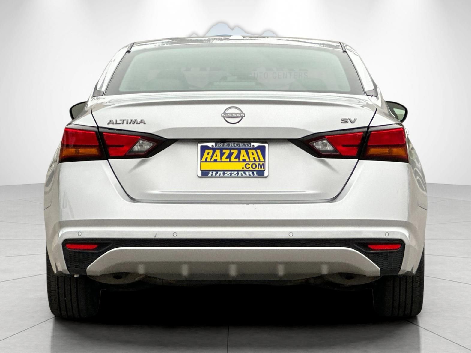 Used 2024 Nissan Altima 2.5 SV image 4