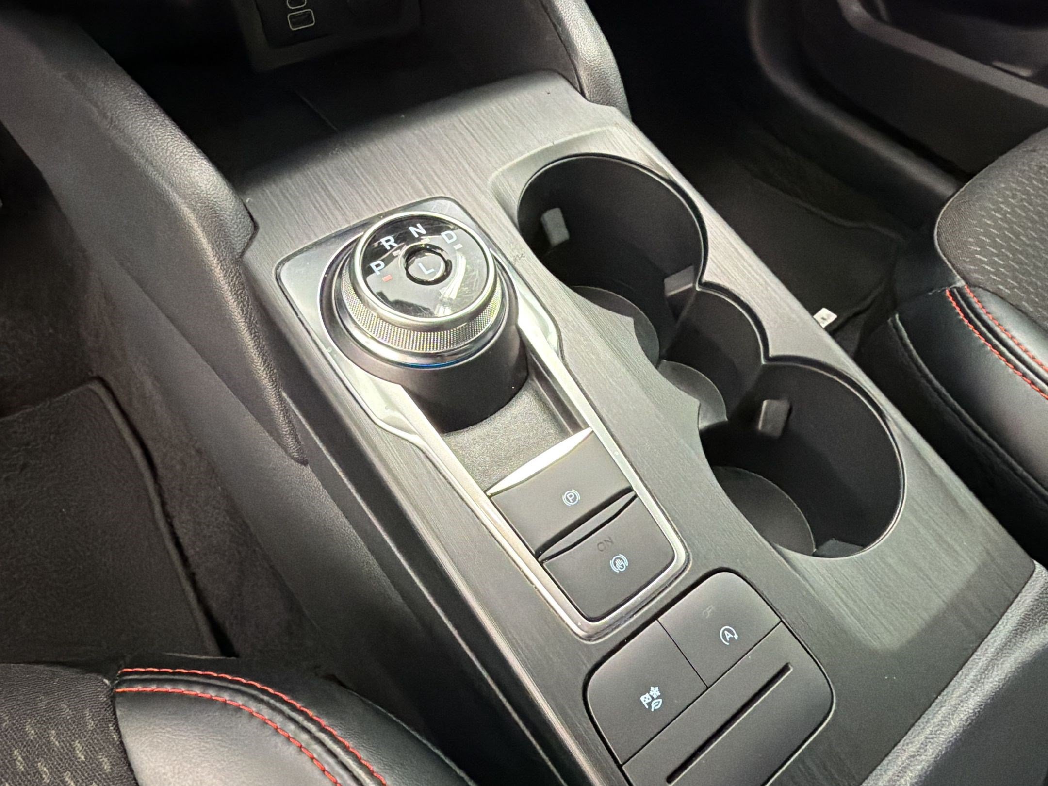Certified 2025 Ford Escape ST-Line AWD/4WD image 20