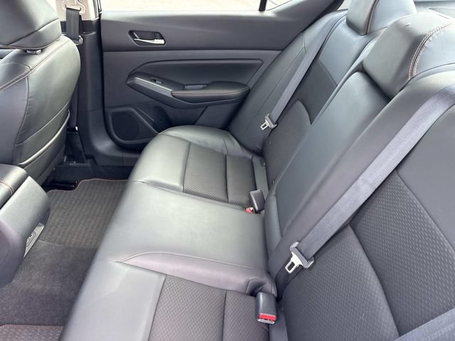 Used 2022 Nissan Altima 2.5 SR FWD image 17