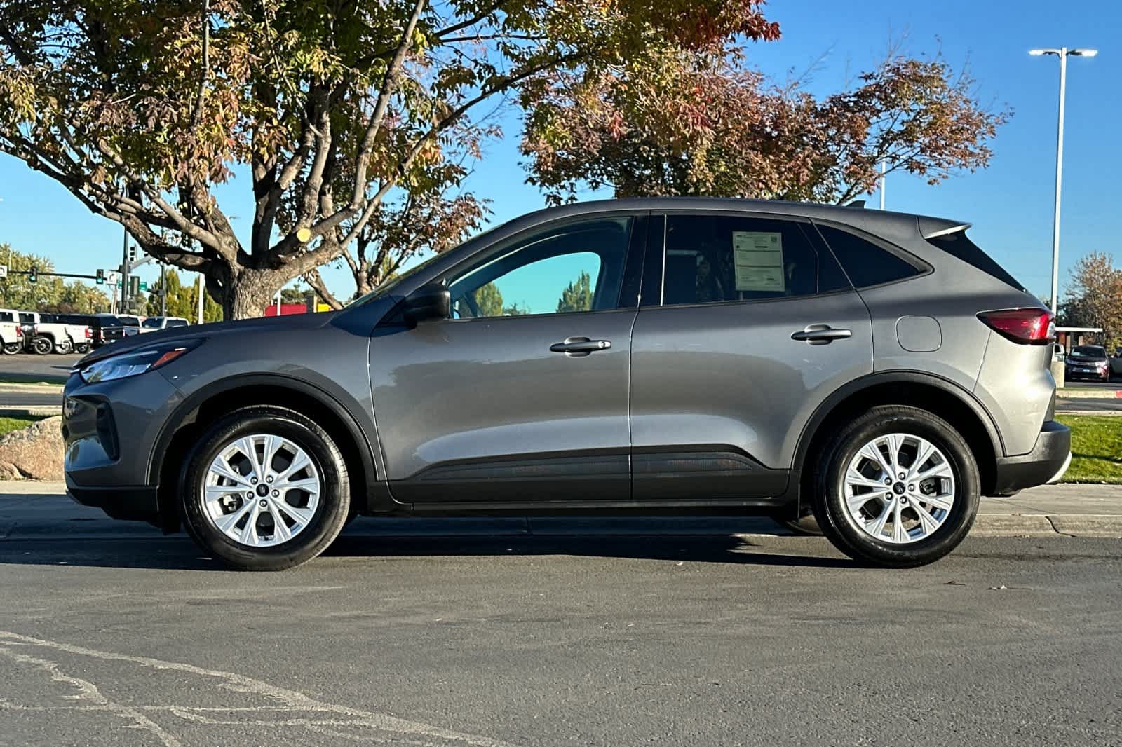Certified 2025 Ford Escape Active AWD/4WD image 5