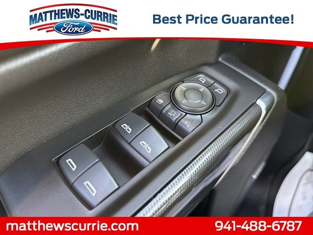 Used 2022 GMC Sierra 3500 AT4 w/ AT4 Premium Plus Package AWD/4WD image 27