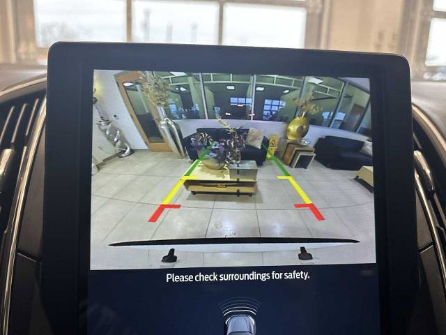 Certified 2022 Ford Edge Titanium w/ Class II Trailer Tow Package image 13