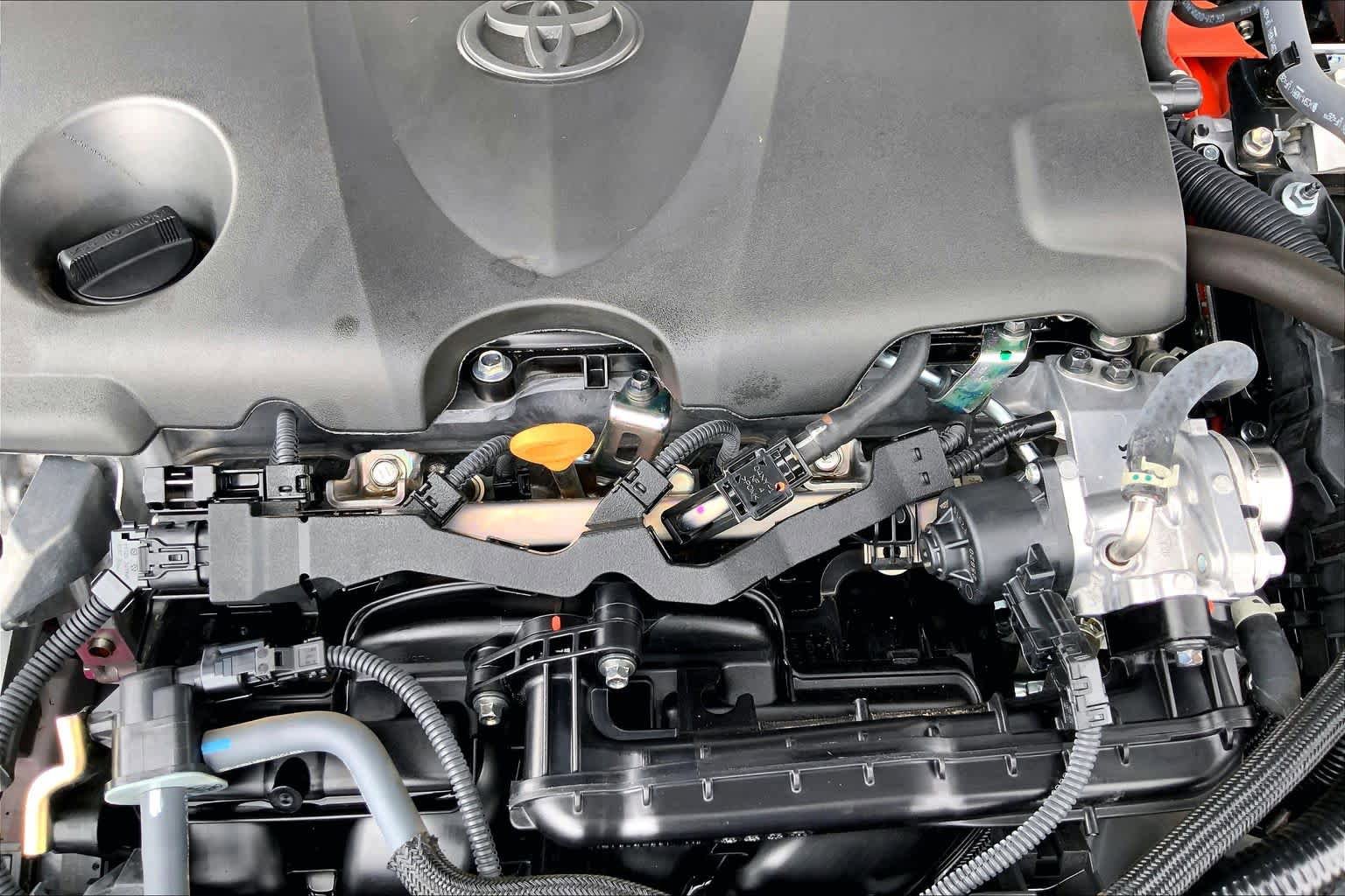 Used 2025 Toyota Camry SE w/ Convenience Package FWD image 33