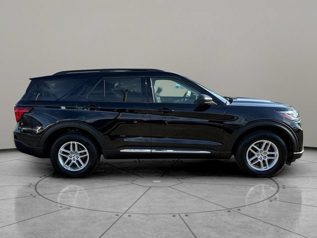 Certified 2025 Ford Explorer Active AWD/4WD image 12