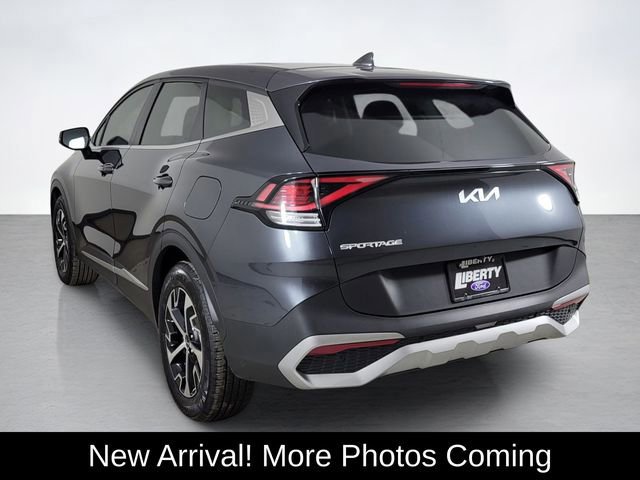Used 2023 Kia Sportage EX FWD image 3
