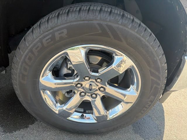 Certified 2022 Ford F150 XLT w/ Equipment Group 302A High AWD/4WD image 4
