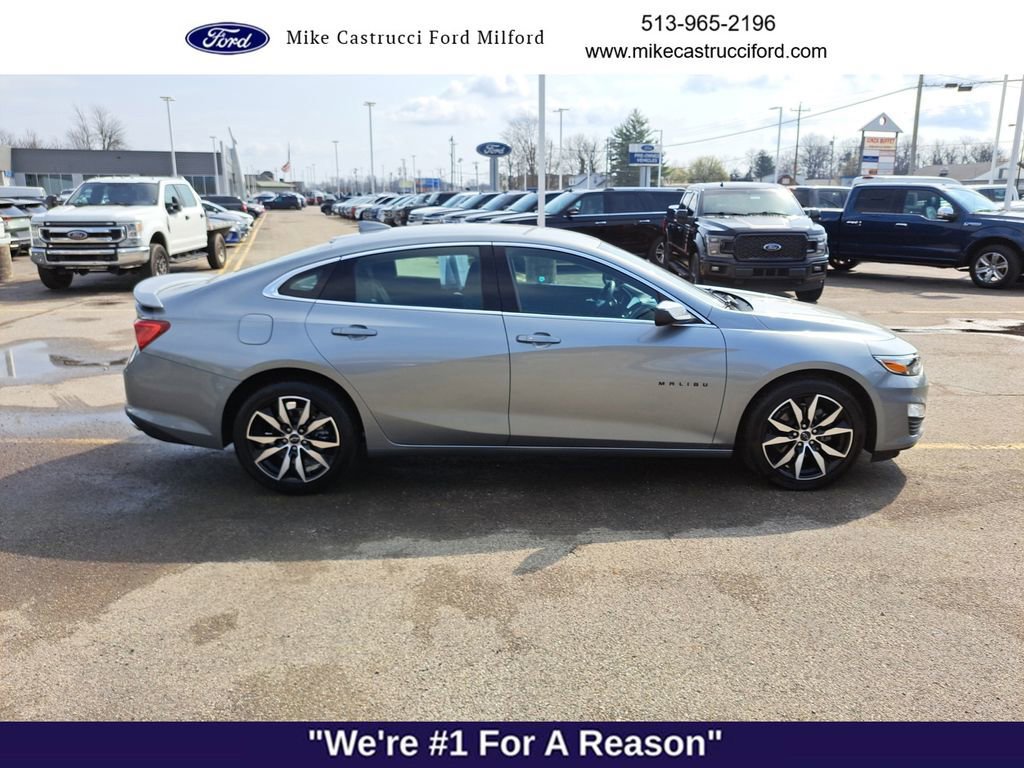 Used 2024 Chevrolet Malibu RS image 2