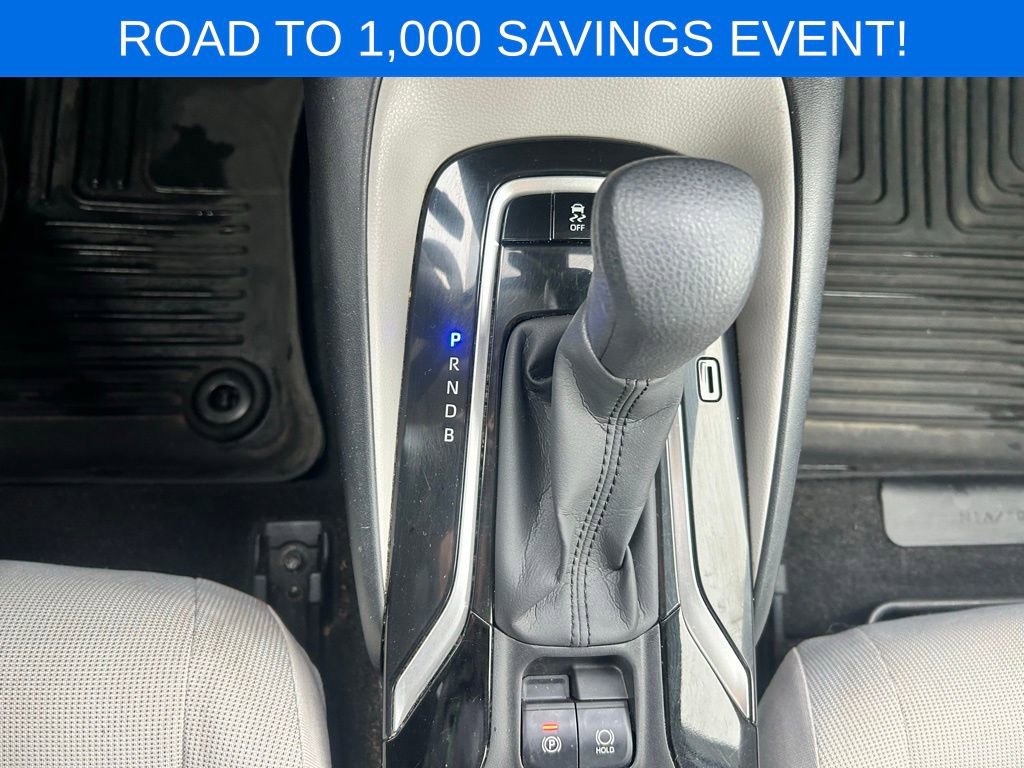 Used 2020 Toyota Corolla LE image 25