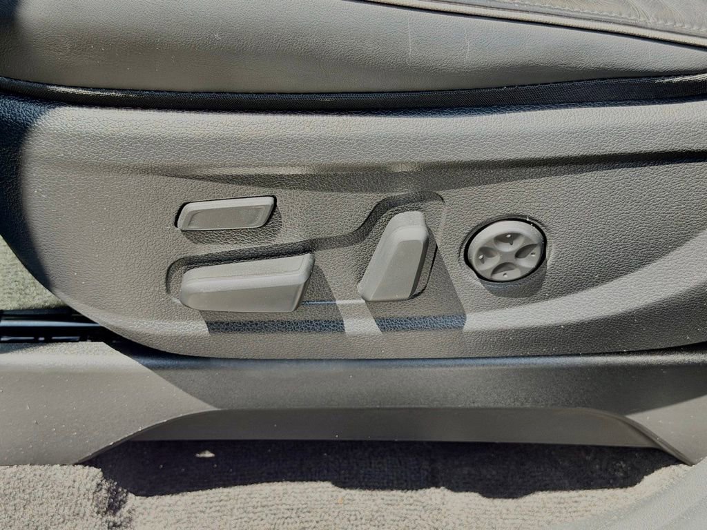 Used 2022 Hyundai Palisade Limited w/ Cargo Package FWD image 18