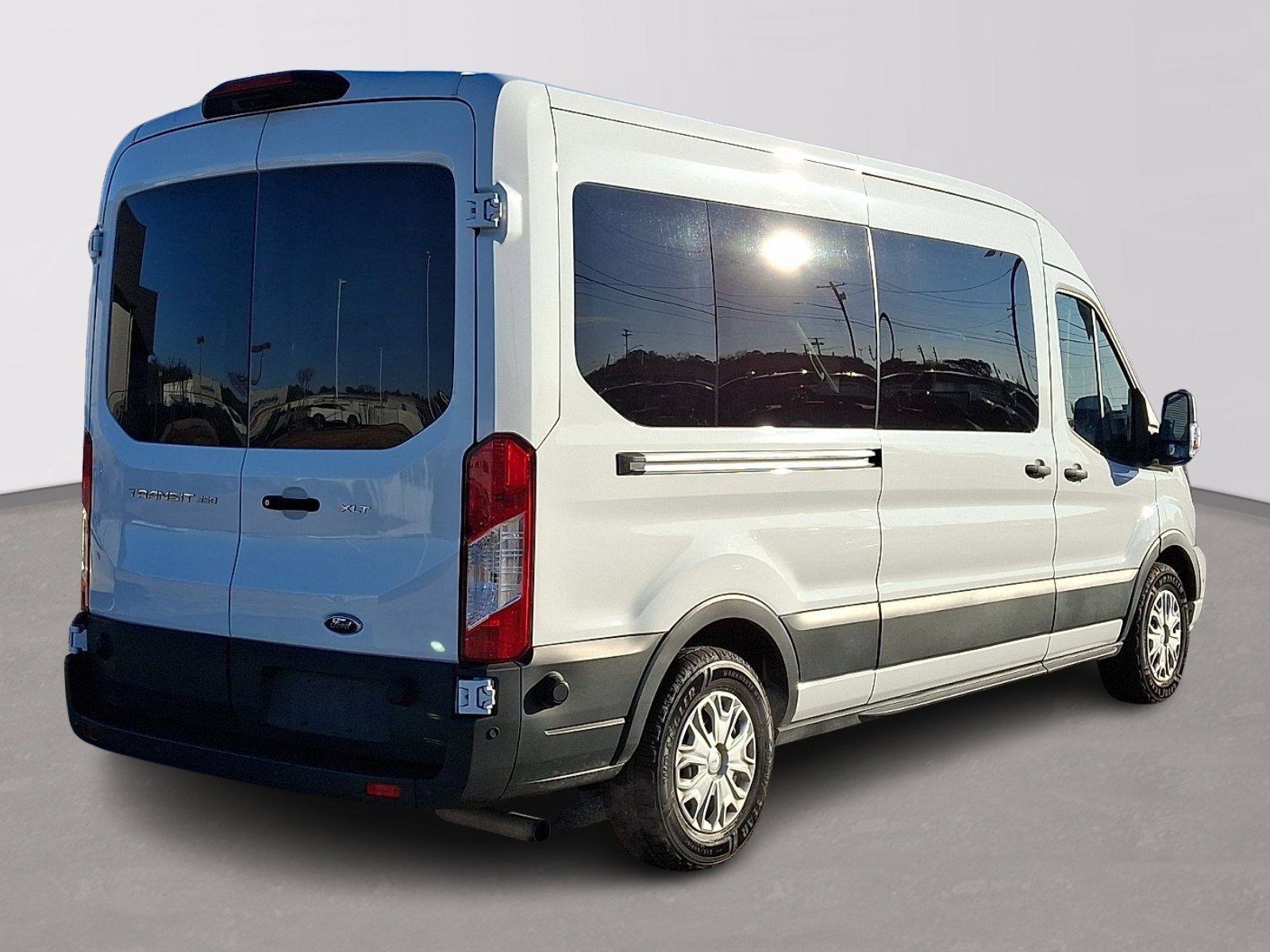 Certified 2024 Ford Transit 350 XLT image 6