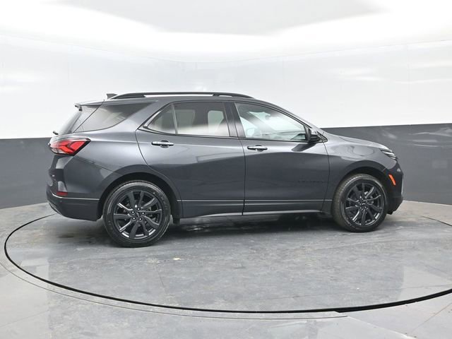 Used 2023 Chevrolet Equinox RS w/ RS Leather Package AWD/4WD image 3