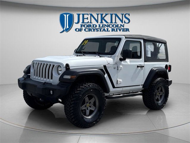 Used 2019 Jeep Wrangler Sport image 15