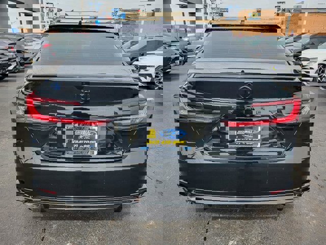 Used 2025 Toyota Camry XSE FWD image 8