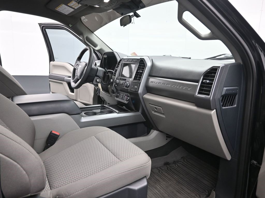 Certified 2022 Ford F250 XLT w/ XLT Premium Package image 24
