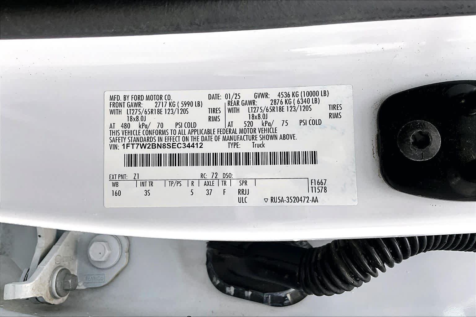 Certified 2025 Ford F250 XLT w/ Snow Plow Prep Package AWD/4WD image 34