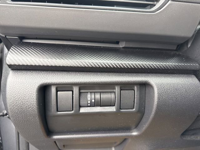 Used 2024 Subaru Crosstrek 2.0i Premium AWD/4WD image 16