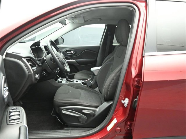 Used 2019 Jeep Cherokee Latitude w/ Cold Weather Group image 26