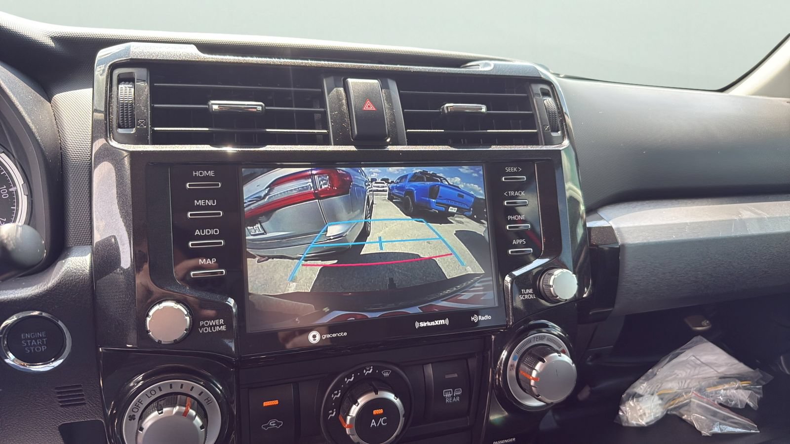 Used 2021 Toyota 4Runner Venture w/ Moonroof Package AWD/4WD image 18