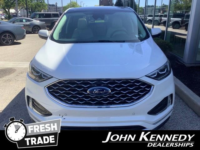 Certified 2022 Ford Edge Titanium w/ Equipment Group 301A AWD/4WD image 9
