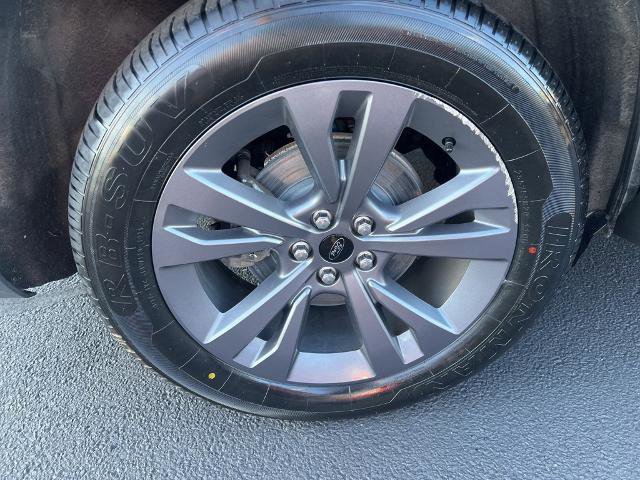 Certified 2022 Ford Explorer XLT w/ Equipment Group 202A image 11