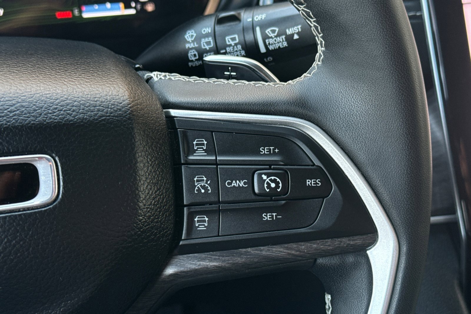 Used 2023 Jeep Grand Cherokee 4WD 4xe image 25