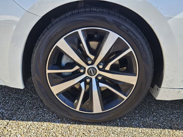 Used 2023 Nissan Maxima SV w/ Floor Mat Group image 28