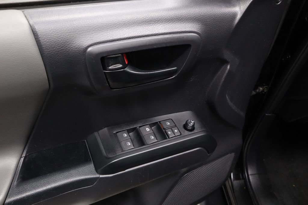 Used 2023 Toyota Tacoma SR AWD/4WD image 23