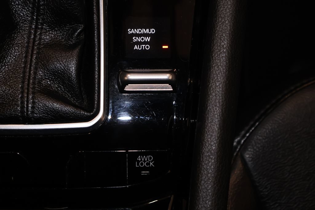Used 2023 Jeep Compass Limited AWD/4WD image 30
