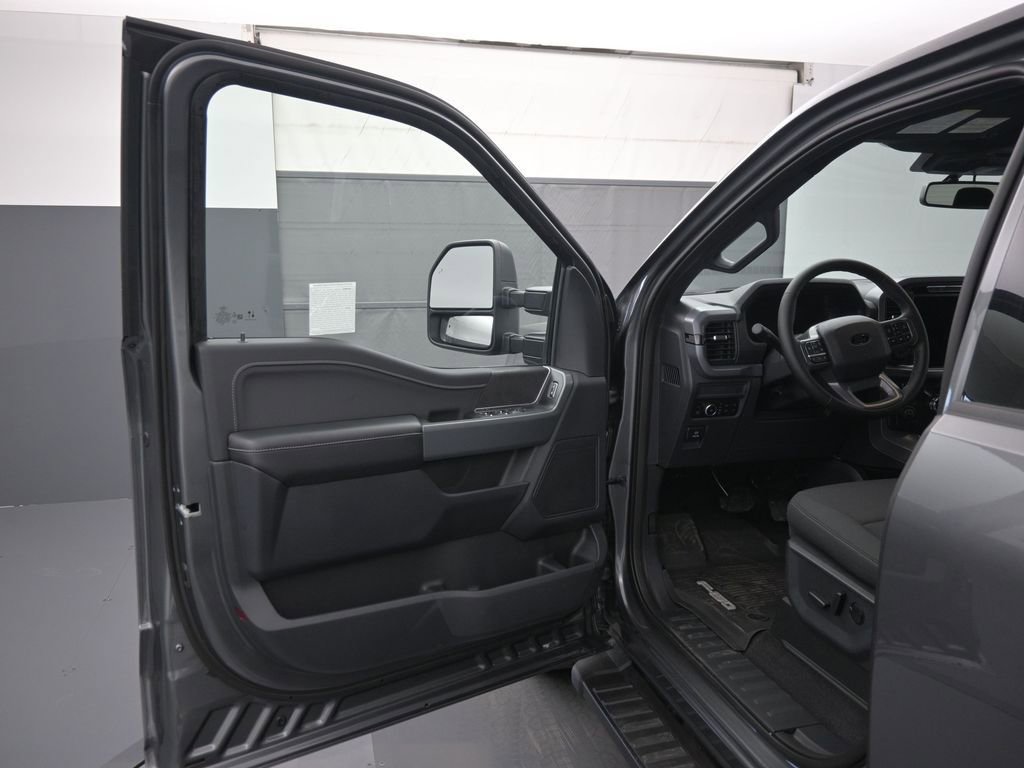 Certified 2025 Ford F150 XLT w/ Equipment Group 302A MID image 9