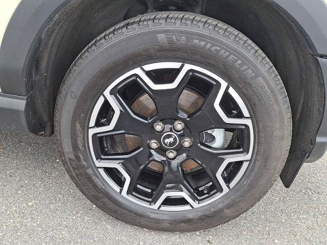Certified 2025 Ford Bronco Sport Outer Banks w/ Outer Banks Tech Package+ AWD/4WD image 8