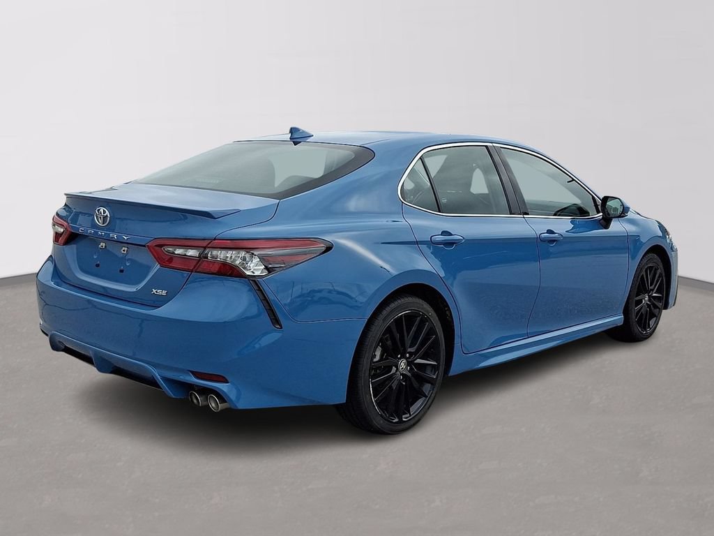 Used 2024 Toyota Camry XSE FWD image 6