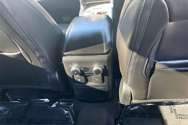 Certified 2022 Ford Explorer XLT w/ Equipment Group 202A image 34