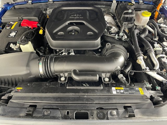 Used 2024 Jeep Wrangler Unlimited AWD/4WD image 19