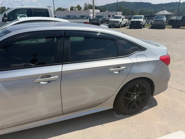 Used 2023 Honda Civic Sport image 4
