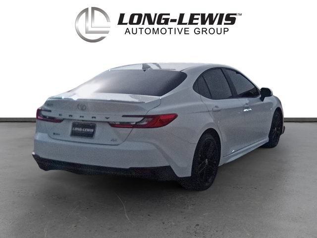 Used 2025 Toyota Camry SE w/ Convenience Package FWD image 5