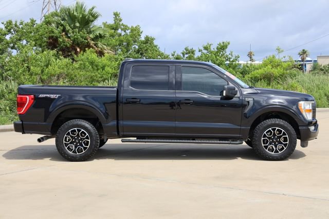 Certified 2021 Ford F150 XLT w/ Equipment Group 301A Mid AWD/4WD image 4